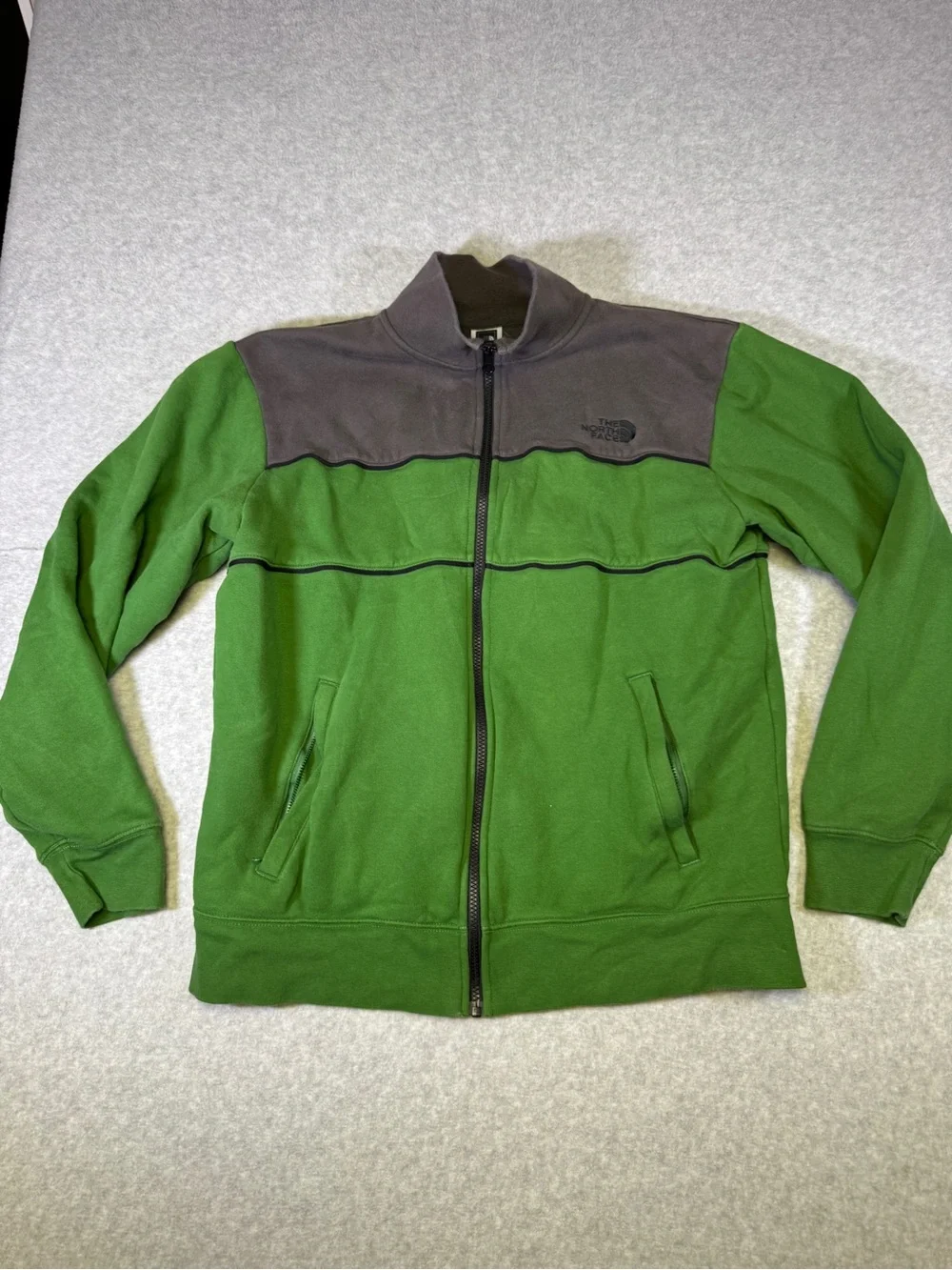 The North Face Men's Green Full-Zip Fleece with Charcoal Yoke